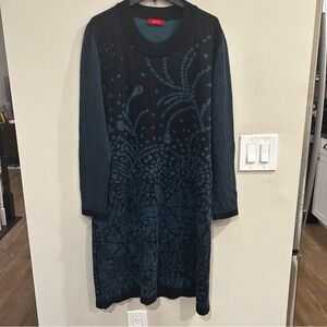 Creola wool Patterned Sweater
Dress. Size L/XL.  Made in Italy